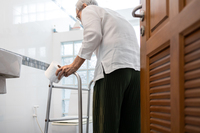 What You Need to Know About Elderly Urinary Incontinence